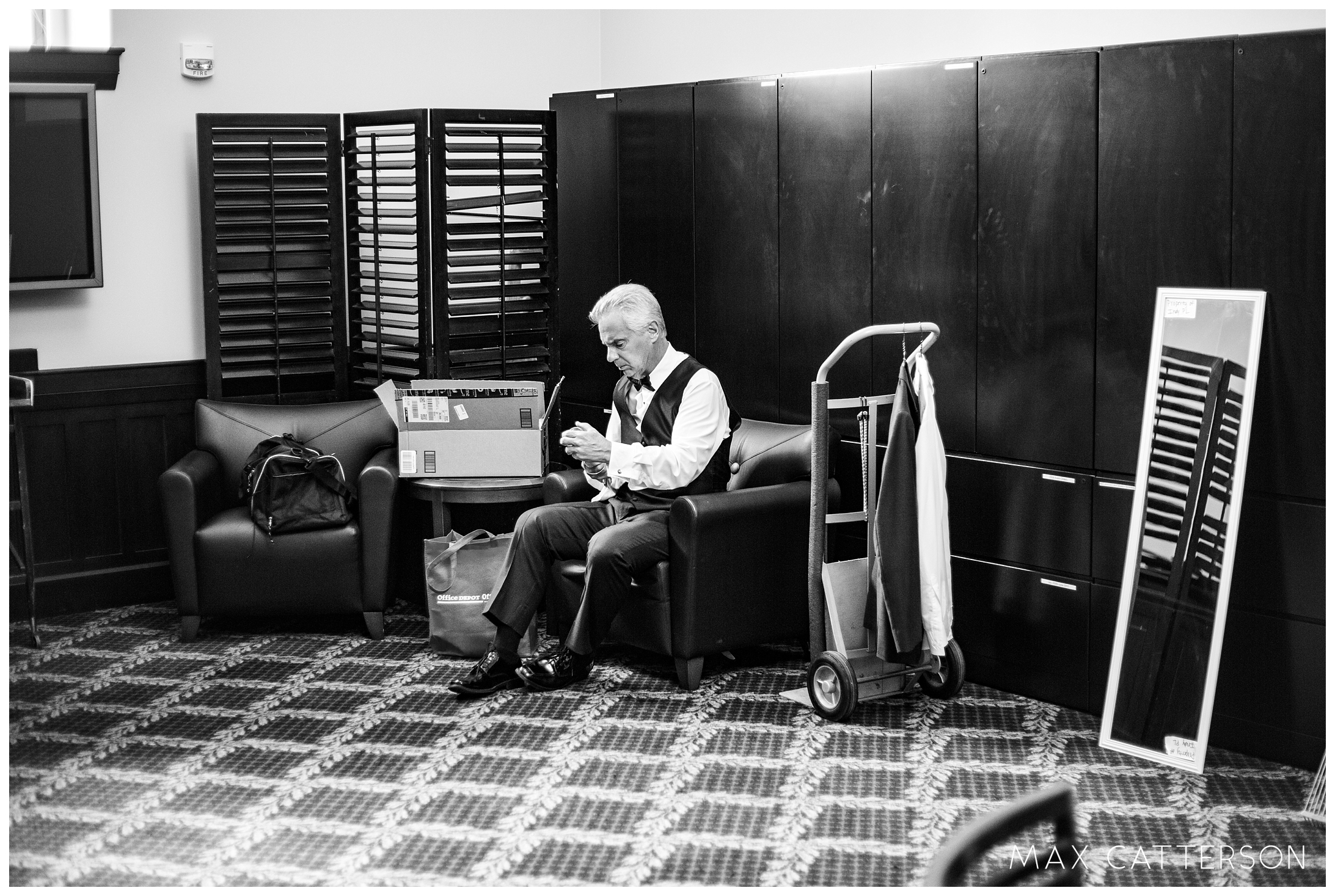 father of groom getting ready